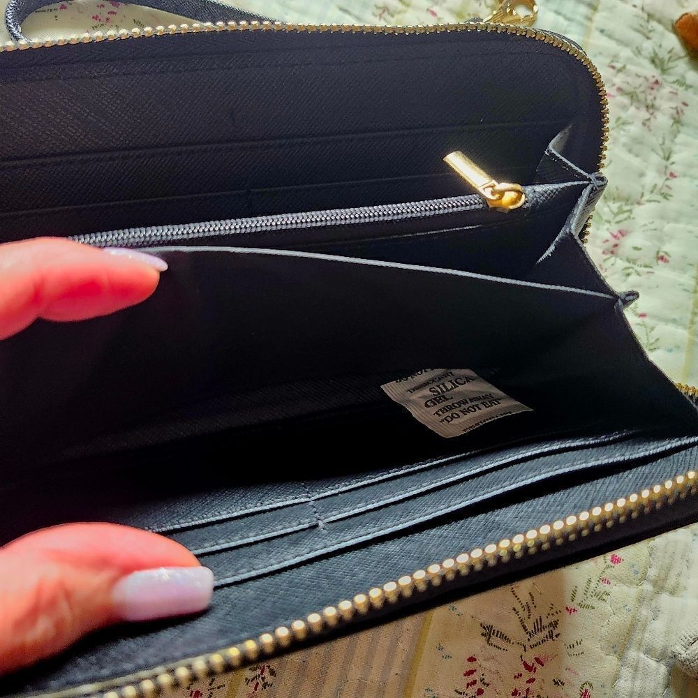 DASEIN Wallet/Wristlet NEW! TIMELESS CHIC! - Picture 10 of 11